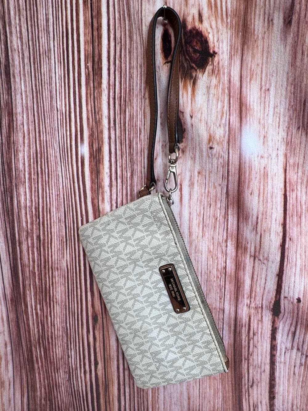 Michael Kors Wristlet